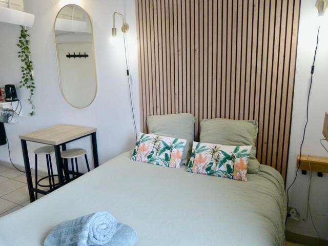 Charmant Studio Le Clos D'Aix Parking Prive Gratuit Et Piscine Aix-en-Provence Extérieur photo