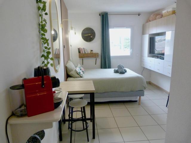 Charmant Studio Le Clos D'Aix Parking Prive Gratuit Et Piscine Aix-en-Provence Extérieur photo